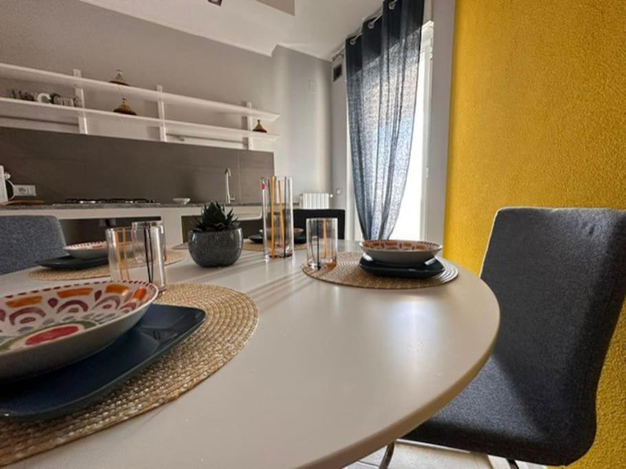 Faro Sul Mare Luxury Apartment - Zona Fiera Bari Exterior photo